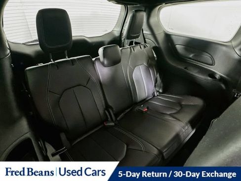 Certified 2024 Chrysler Pacifica Touring-L w/ S Appearance Package FWD image 33