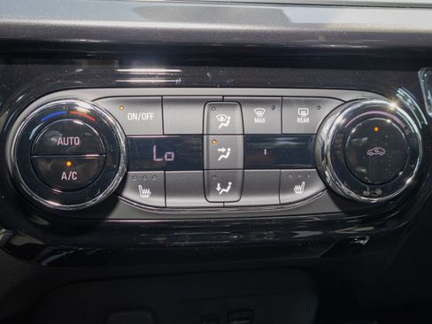 New 2026 Chevrolet Trax ACTIV w/ Driver Confidence Package FWD image 17