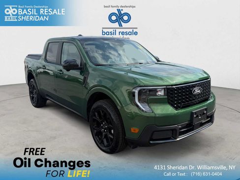 Used 2025 Ford Maverick Lariat w/ Black Appearance Package AWD/4WD image 1