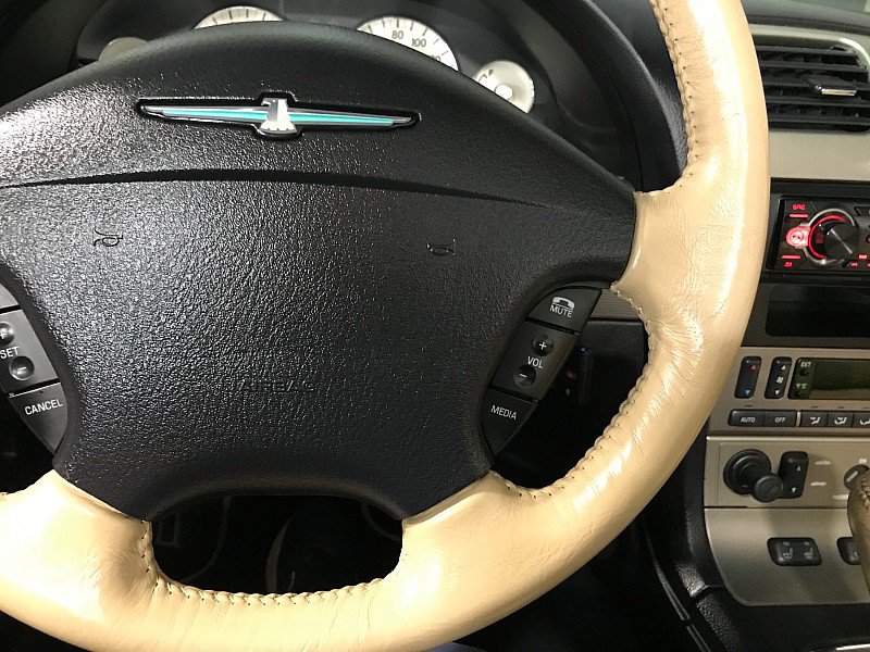 Used 2004 Ford Thunderbird RWD image 35
