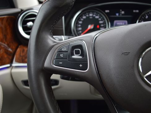 Used 2017 Mercedes-Benz E 300 E 300 Luxury image 15