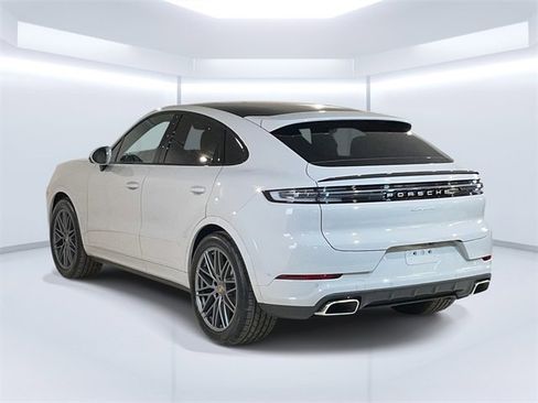 New 2026 Porsche Cayenne Coupe image 3