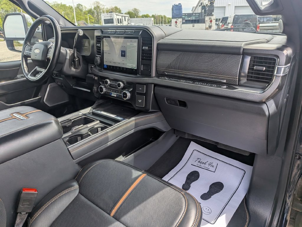 Used 2023 Ford F250 Platinum AWD/4WD image 23