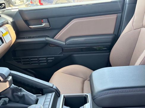 New 2026 Toyota 4Runner Limited image 10