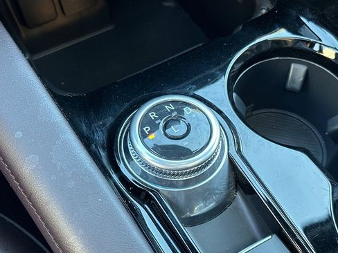 Used 2025 Ford Explorer Platinum w/ LUX Leather Package image 23