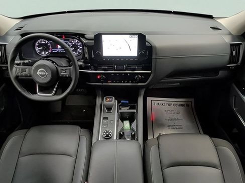 Used 2025 Nissan Pathfinder SL w/ Lighting Package (N92) AWD/4WD image 14