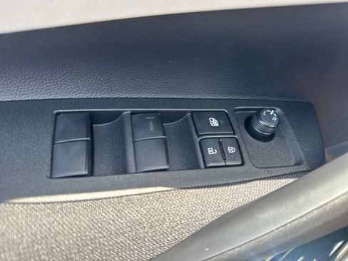 New 2026 Toyota Corolla SE FWD image 17