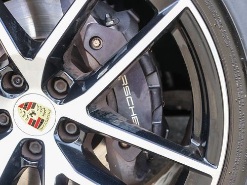 Used 2022 Porsche Macan image 15