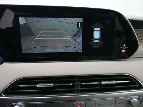 Used 2021 Hyundai Palisade SEL w/ Premium Package FWD image 17