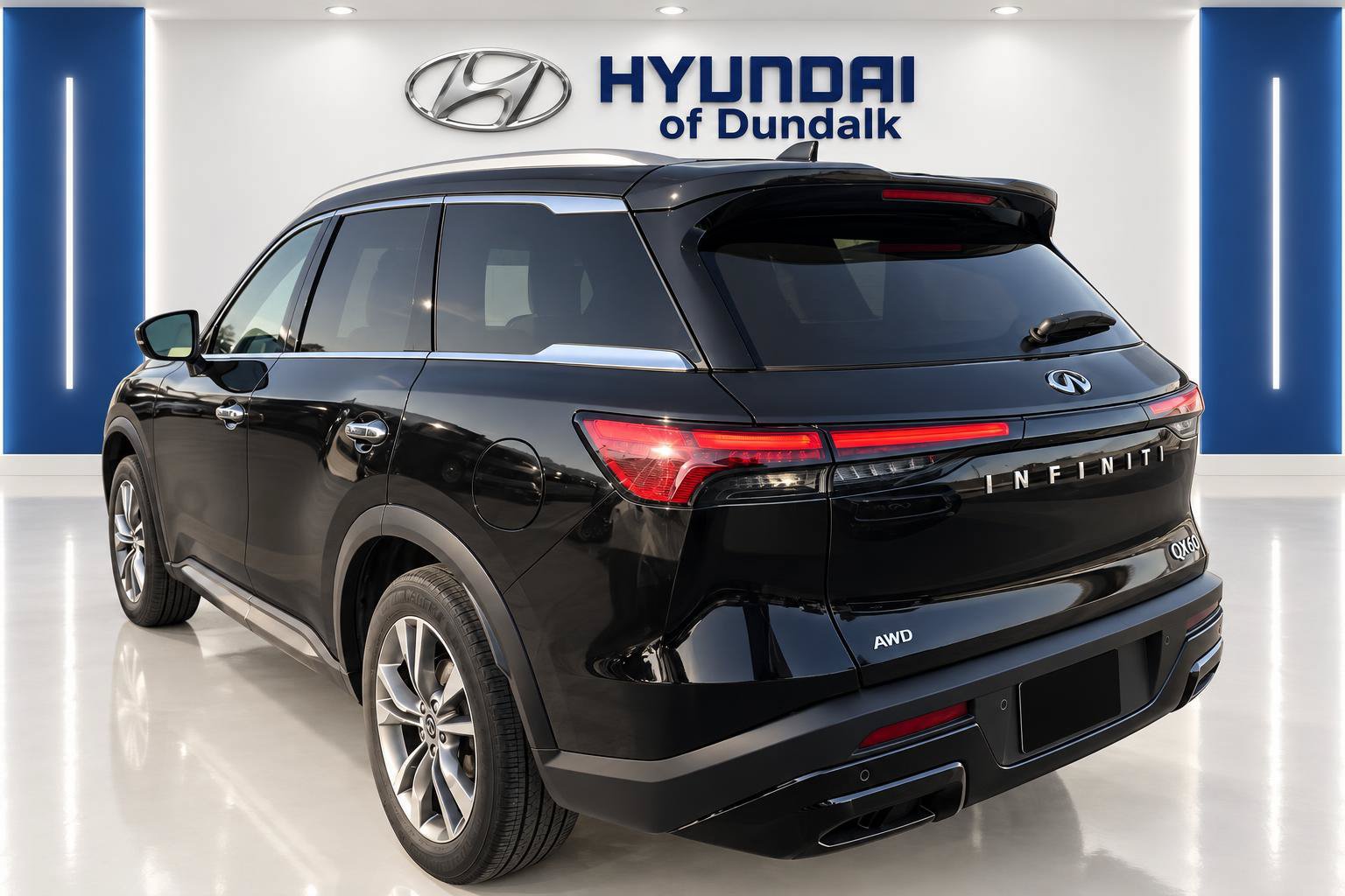 Used 2024 INFINITI QX60 Luxe AWD/4WD image 2
