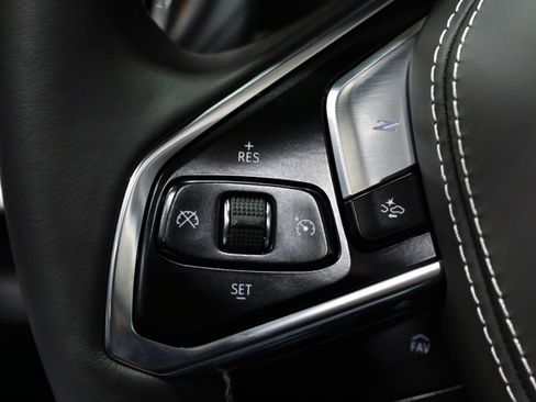 Used 2025 Chevrolet Corvette Z06 RWD image 30