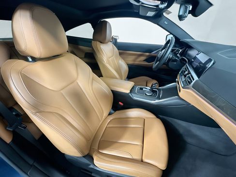 Used 2022 BMW 430i Coupe w/ M Sport Package image 28