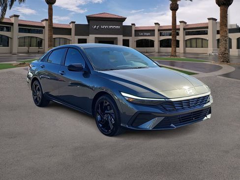 New 2026 Hyundai Elantra Sport FWD image 2