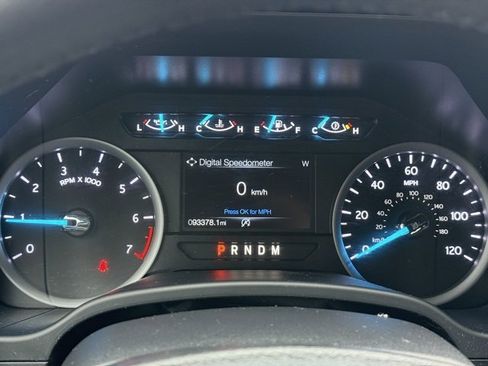 Used 2019 Ford Expedition XLT image 35