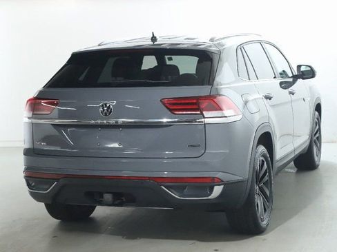 Used 2023 Volkswagen Atlas Cross Sport SE w/ Black Wheel Package AWD/4WD image 47