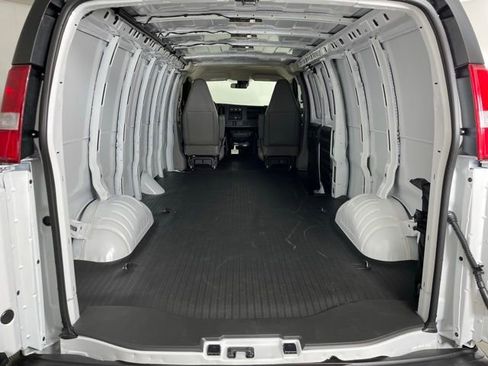 New 2025 Chevrolet Express 3500 Extended w/ Driver Convenience Package RWD image 18