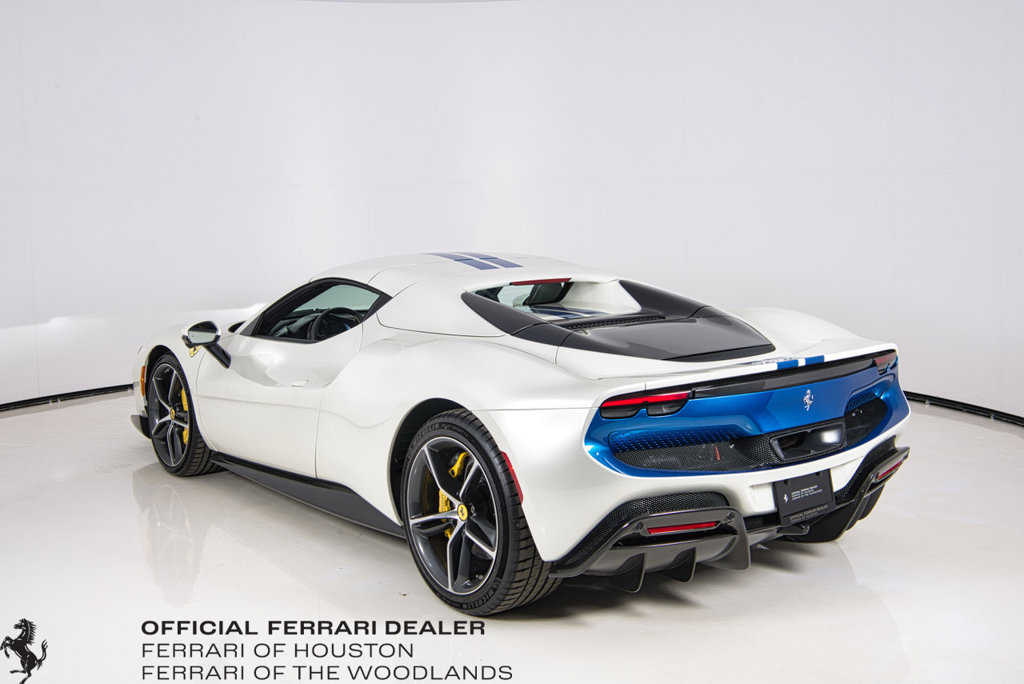 Used 2024 Ferrari 296 GTS RWD image 24