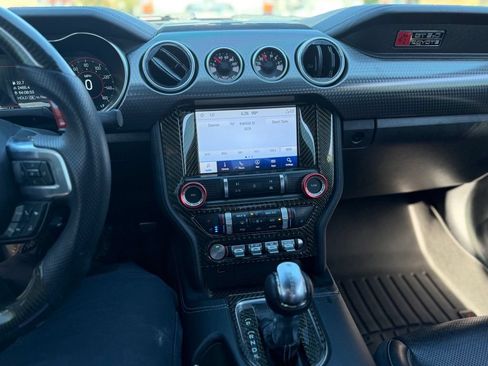 Used 2020 Ford Mustang GT Premium w/ GT Performance Package RWD image 9