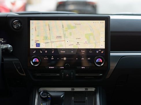 Used 2024 Lexus GX 550 image 23