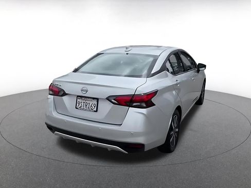 Used 2025 Nissan Versa SV FWD image 14