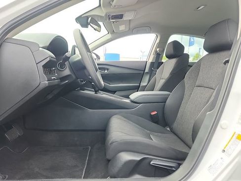 Used 2025 Honda Accord LX image 13