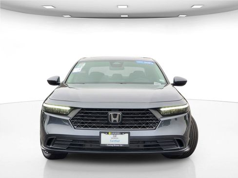 Used 2023 Honda Accord EX image 4