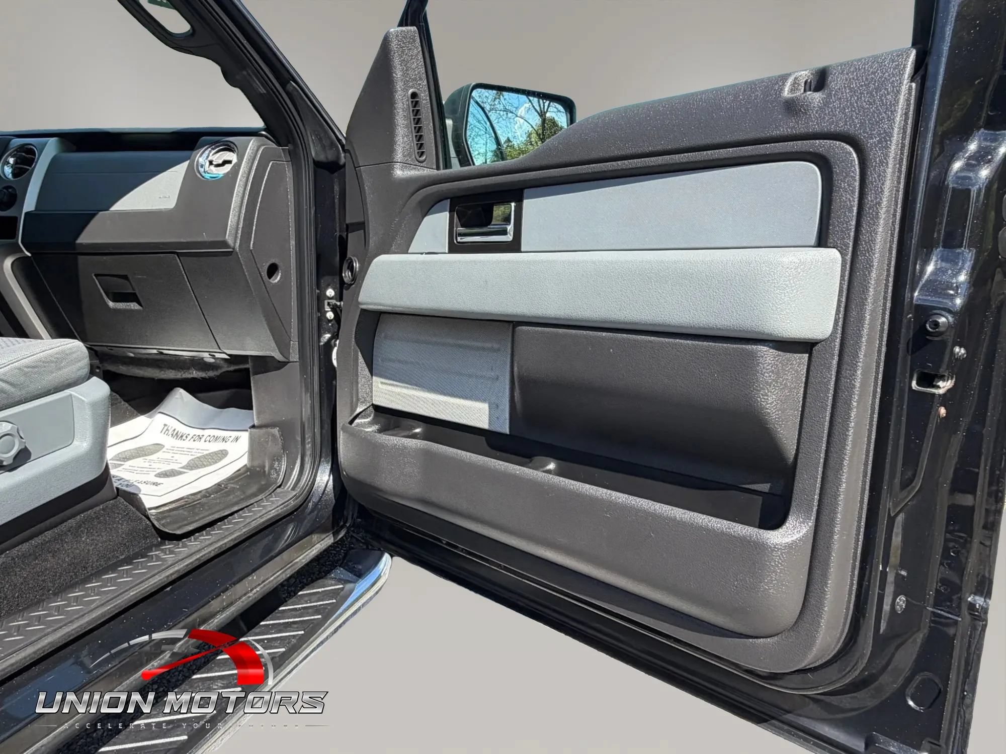 Used 2014 Ford F150 XLT w/ Equipment Group 302A Luxury AWD/4WD image 21