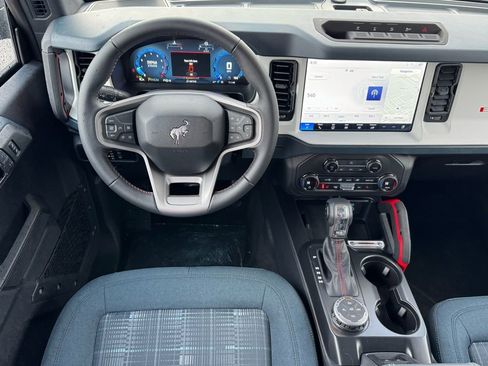 New 2025 Ford Bronco Heritage Edition image 7