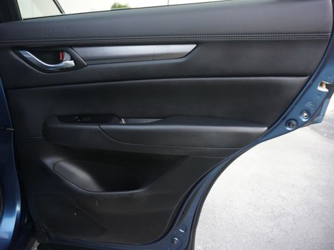 Used 2017 MAZDA CX-5 Touring w/ Preferred Equipment Package FWD image 26