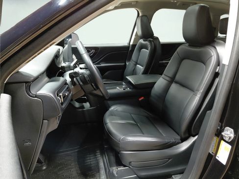 Used 2024 Lincoln Aviator AWD w/ Premium Package image 26