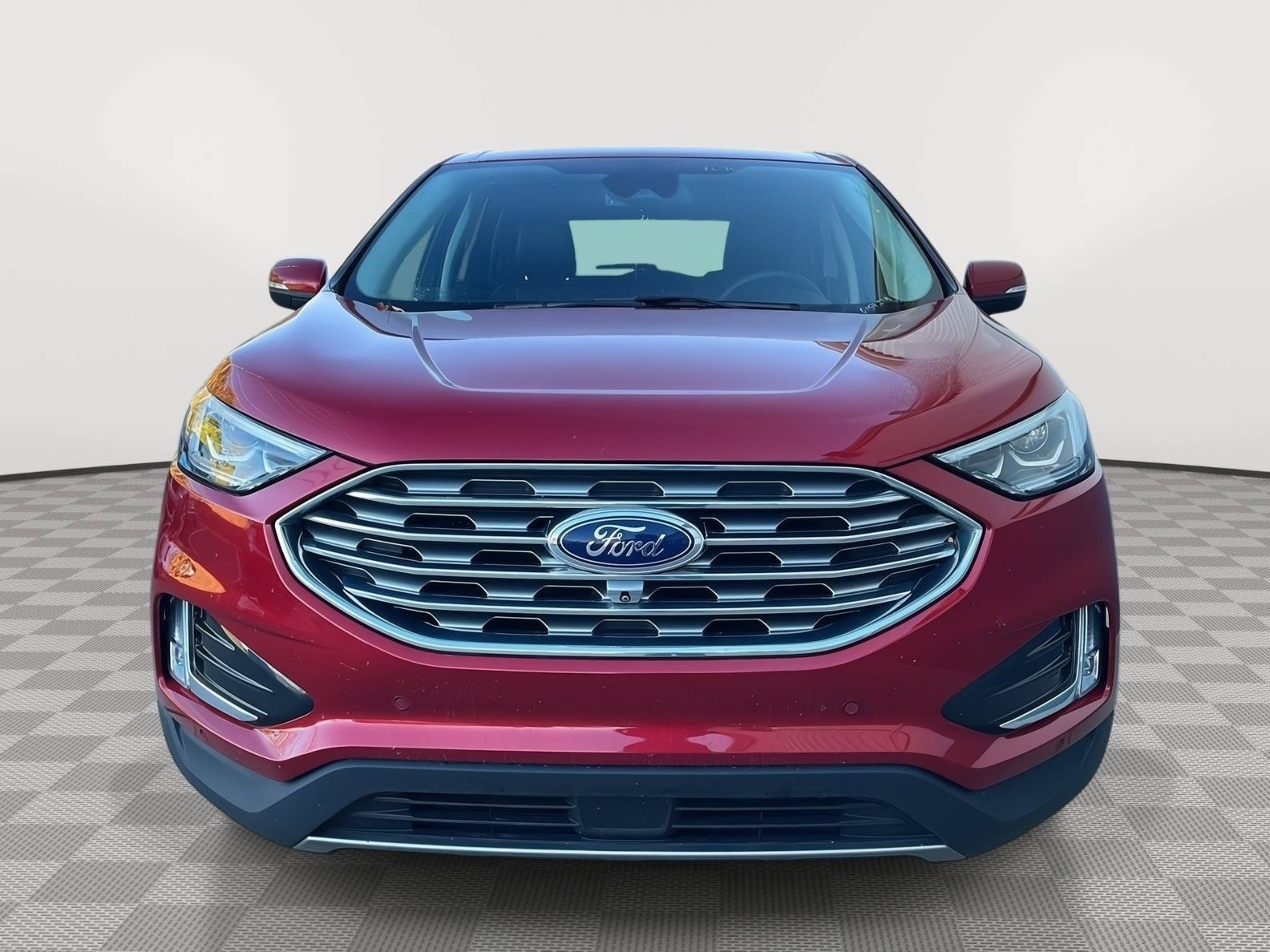 Used 2022 Ford Edge Titanium w/ Equipment Group 301A AWD/4WD image 27