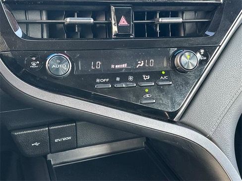 Certified 2023 Toyota Camry SE image 22
