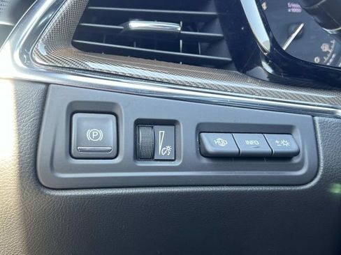 Used 2021 Cadillac XT5 Sportv w/ Platinum Package AWD/4WD image 27