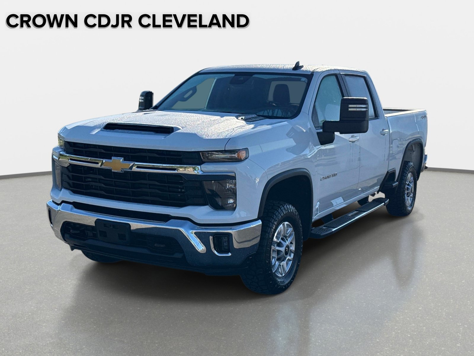 Used 2025 Chevrolet Silverado 2500 LT w/ Convenience Package AWD/4WD image 9