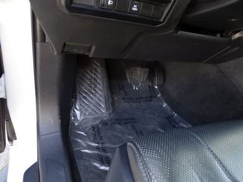 Used 2023 Toyota Tundra Limited w/ Power Package RWD image 17