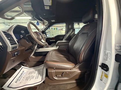 Used 2017 Ford F150 King Ranch w/ Equipment Group 601A Luxury AWD/4WD image 9