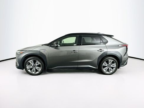 Used 2023 Subaru Solterra AWD image 4