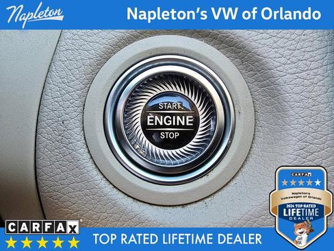 Used 2020 Mercedes-Benz C 300 Sedan image 18