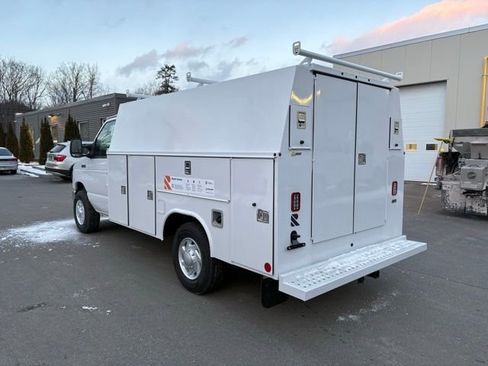 New 2026 Ford E-350 and Econoline 350 Super Duty w/ Power Equipment Group RWD image 5
