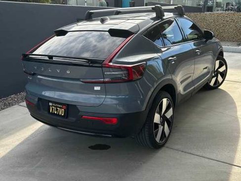 Used 2023 Volvo C40 P8 Recharge Ultimate image 2