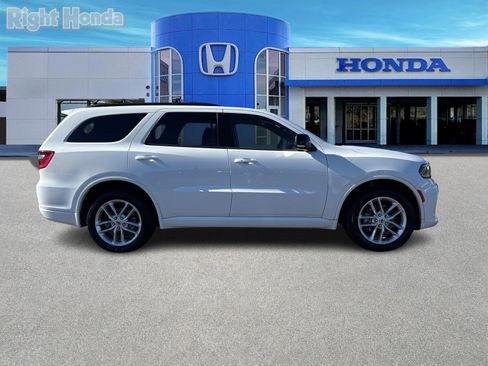 Used 2024 Dodge Durango GT image 7