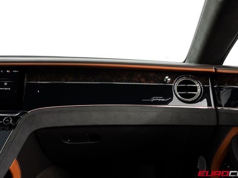 Used 2025 Bentley Continental GT Speed AWD/4WD image 28
