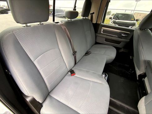 Used 2019 RAM 1500 Classic SLT image 18