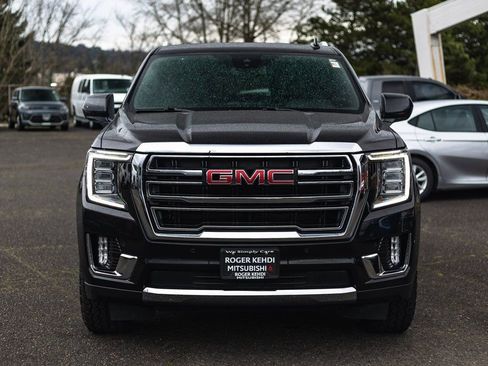 Used 2023 GMC Yukon XL SLT AWD/4WD image 5