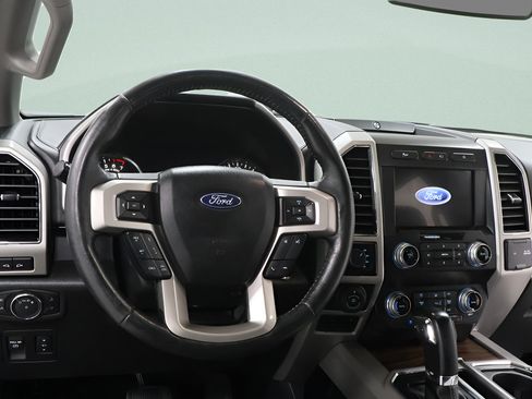 Used 2020 Ford F150 Lariat w/ Equipment Group 502A Luxury AWD/4WD image 9