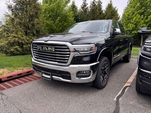 Used 2026 RAM 1500 Laramie AWD/4WD image 4