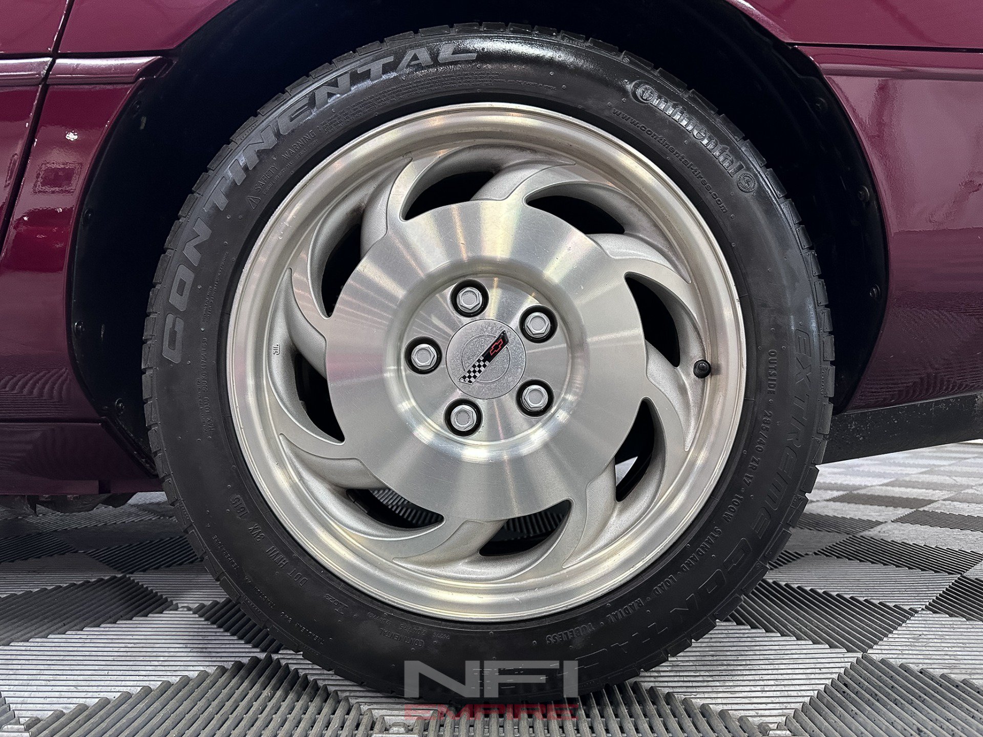 Used 1993 Chevrolet Corvette Coupe RWD image 31