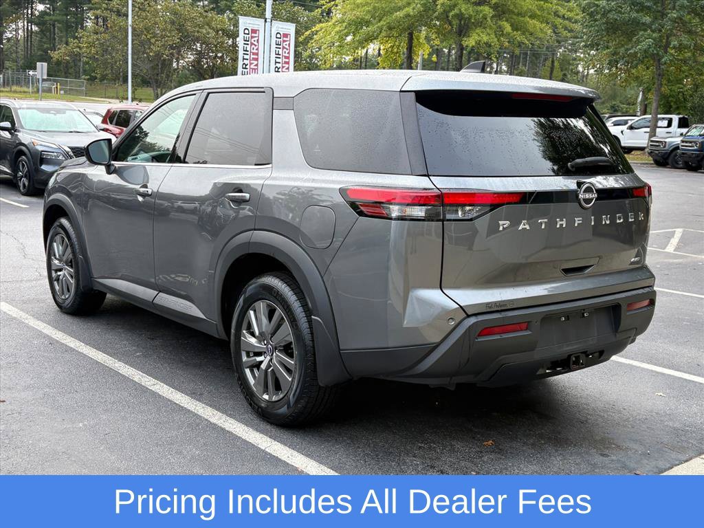 Used 2025 Nissan Pathfinder S AWD/4WD image 6