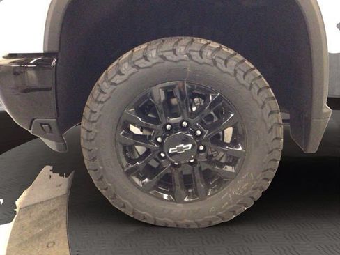 New 2026 Chevrolet Silverado 2500 LTZ w/ LTZ Plus Package AWD/4WD image 10