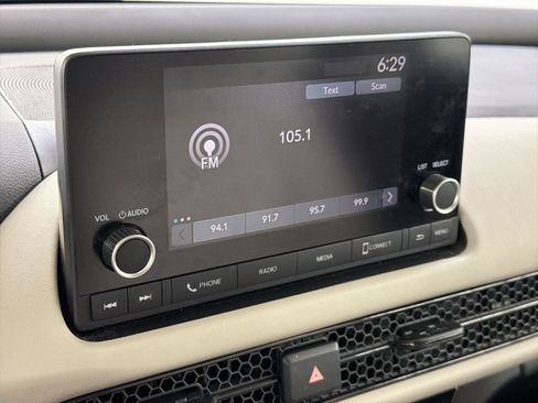 Certified 2024 Honda HR-V LX image 22